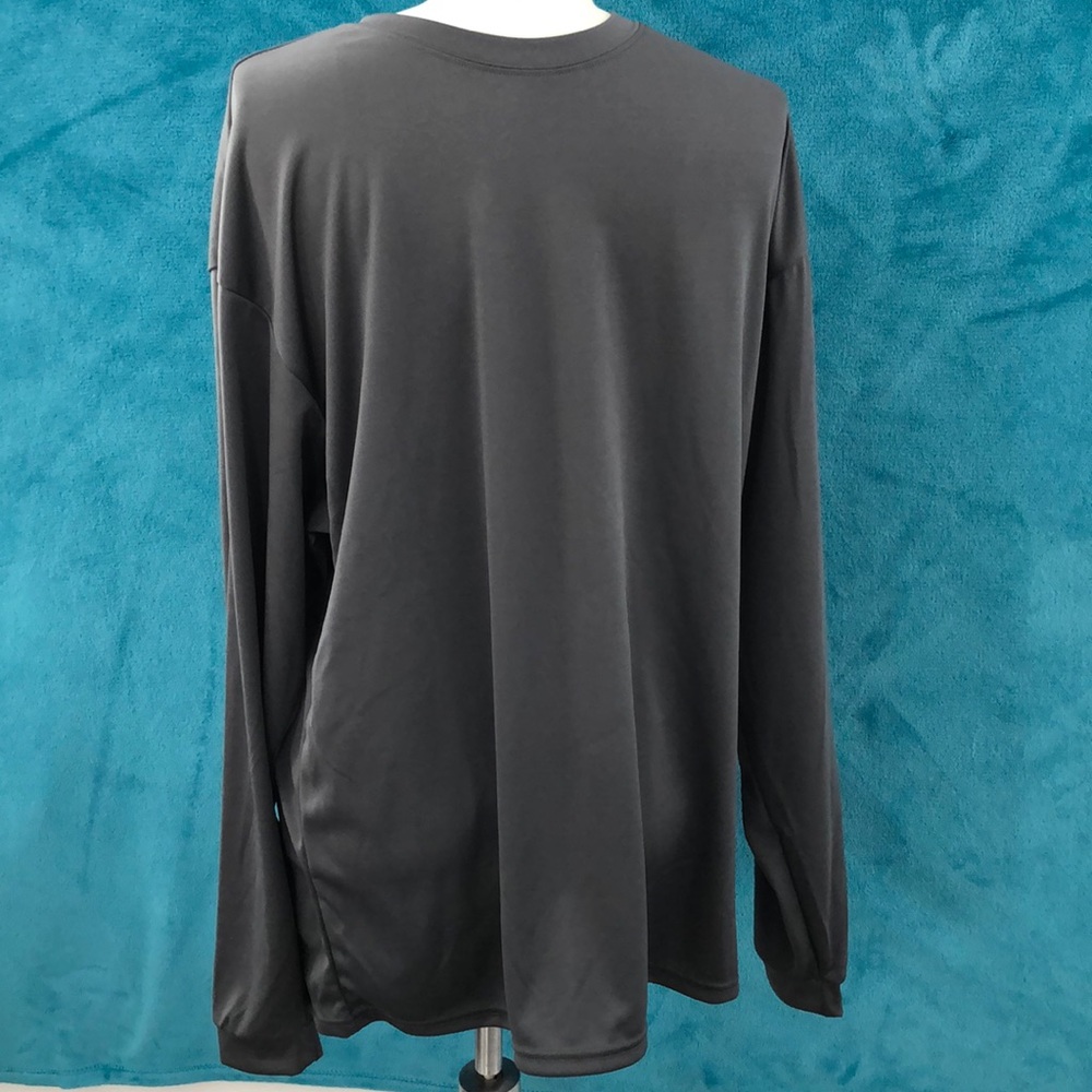 NWOT- C2 SPORT- MENS LS ATHLETIC TEE